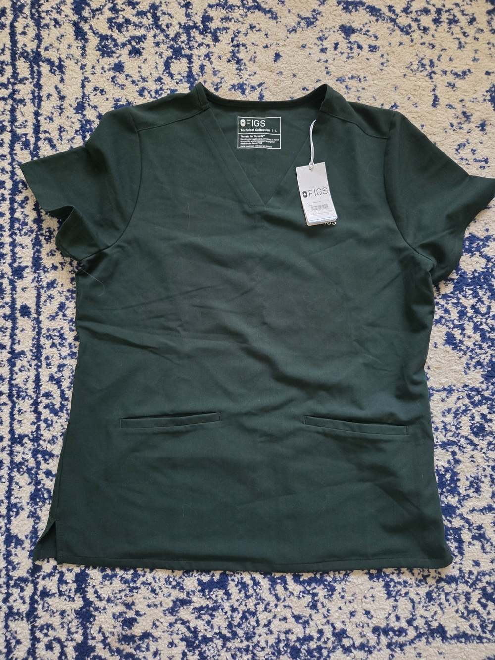 FIGS Women’s V-Neck Scrub Top in Dark Green